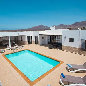 villa-pancho.in-canary-islands.com/