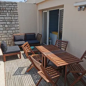 Entre Terre Et Plein Centre Terrasse Apartment Cassis