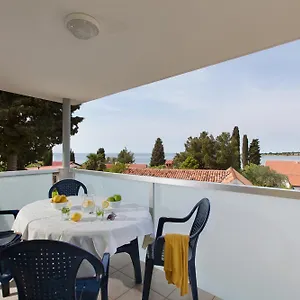 Daila Apartment Novigrad Istria