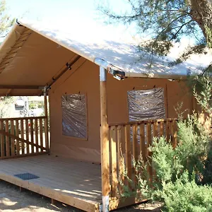 Oh! - Le Clos Du Rhone Campingplatz Saintes-Maries-de-La-Mer